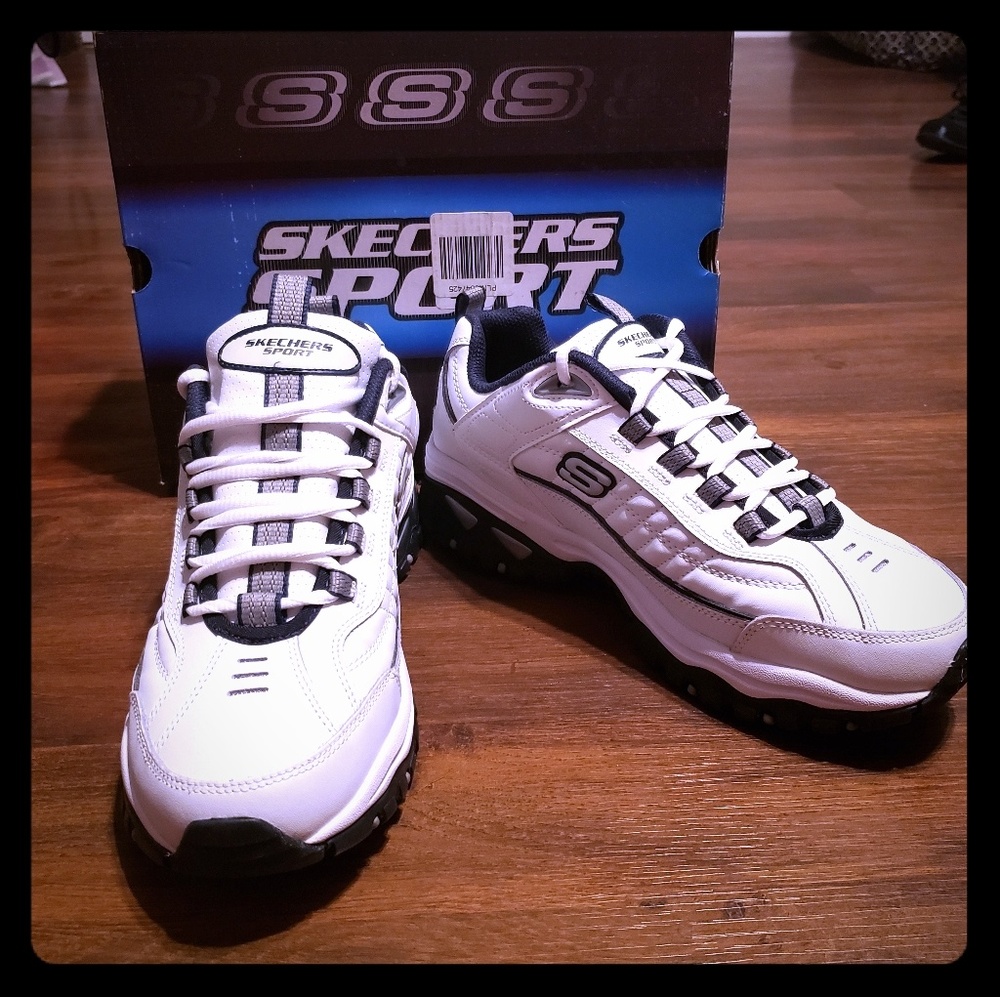 Skechers Sports! Never been worn!